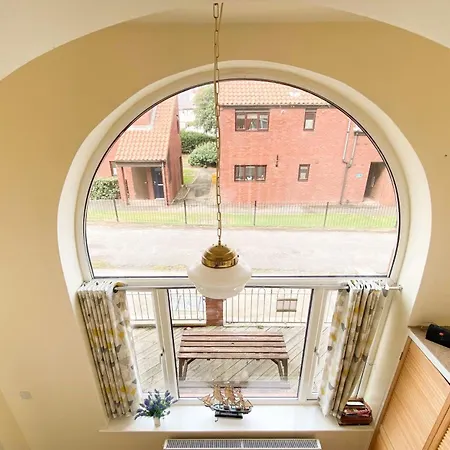 Metropole Court Whitby
